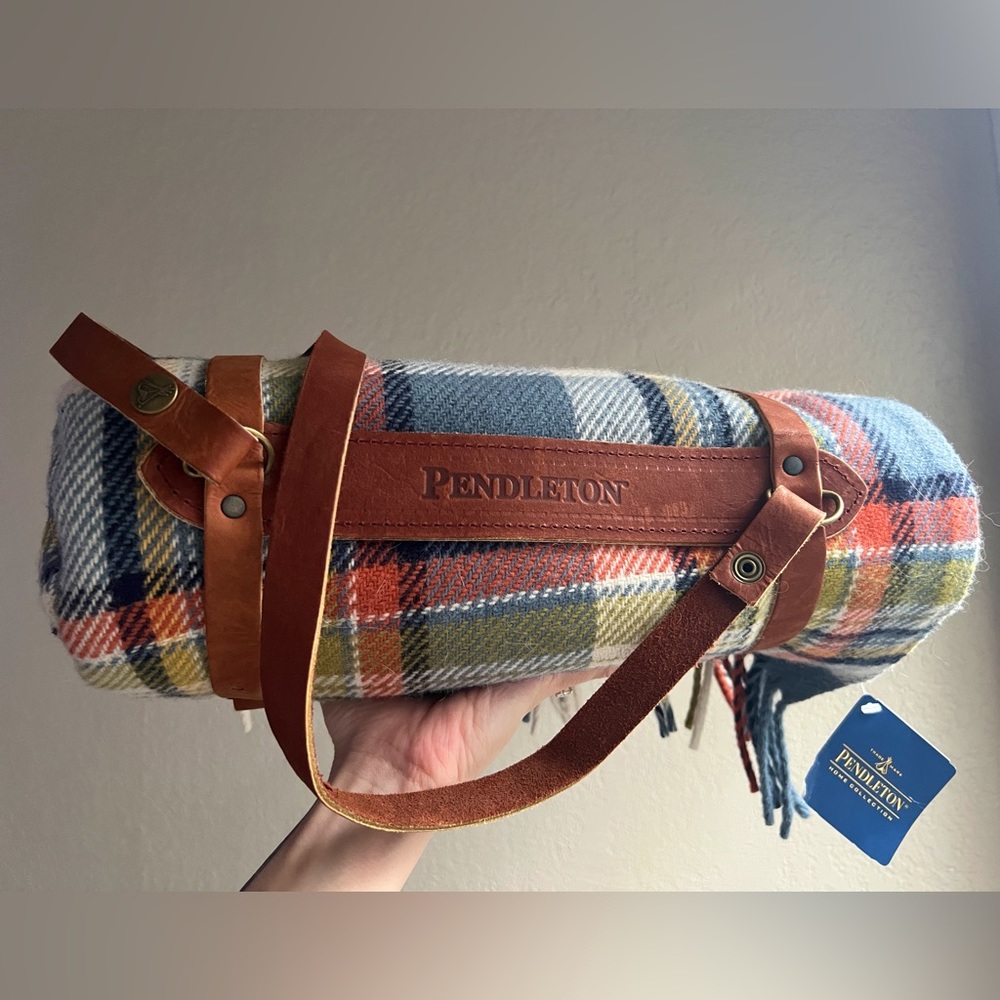Pendleton Motor Robe with Leather Carrier
